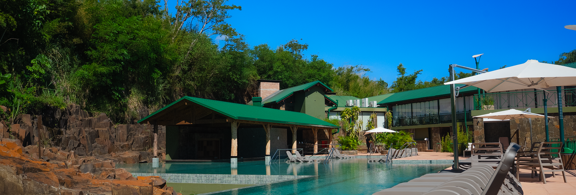 Outdoor swimming pool